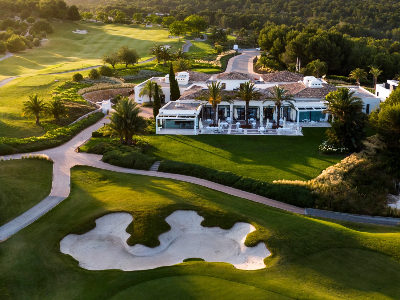 Las Colinas Golf Resort
