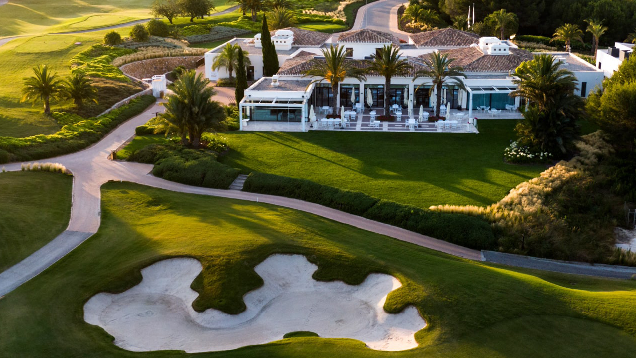 Las Colinas Golf Resort
